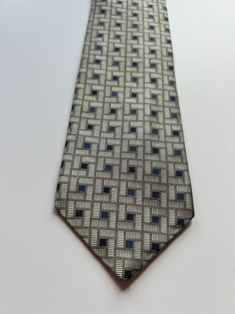 Stefano Conti 100% Silk Tie — Geometric Squares Pattern